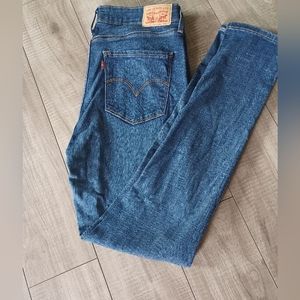 Livi strauss &co size W32 L30 color blue